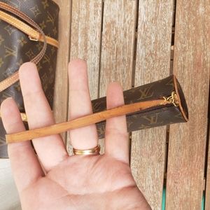 Louis Vuitton Mini Pochette